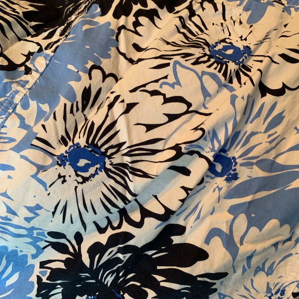 Skirts - Picture 3 of 3
